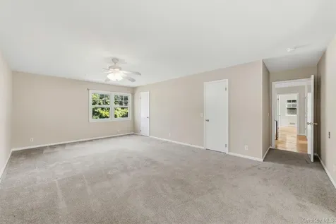 40 Sammis Lane White Plains NY 10605
