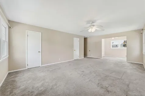 40 Sammis Lane White Plains NY 10605