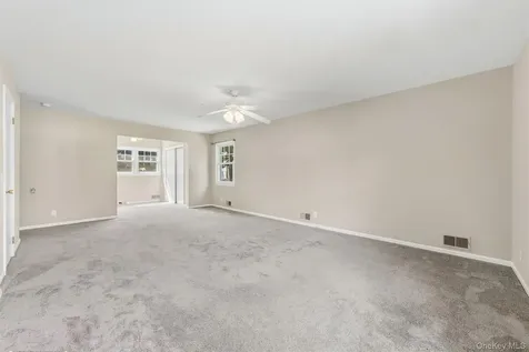 40 Sammis Lane White Plains NY 10605