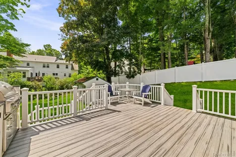 40 Sammis Lane White Plains NY 10605