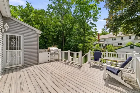 40 Sammis Lane White Plains NY 10605