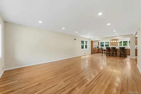 40 Sammis Lane White Plains NY 10605