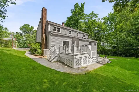 40 Sammis Lane White Plains NY 10605