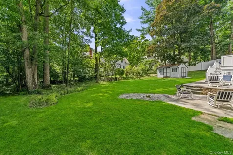 40 Sammis Lane White Plains NY 10605