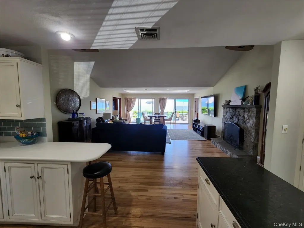 7 Riverhead Road Sound Beach NY 11789