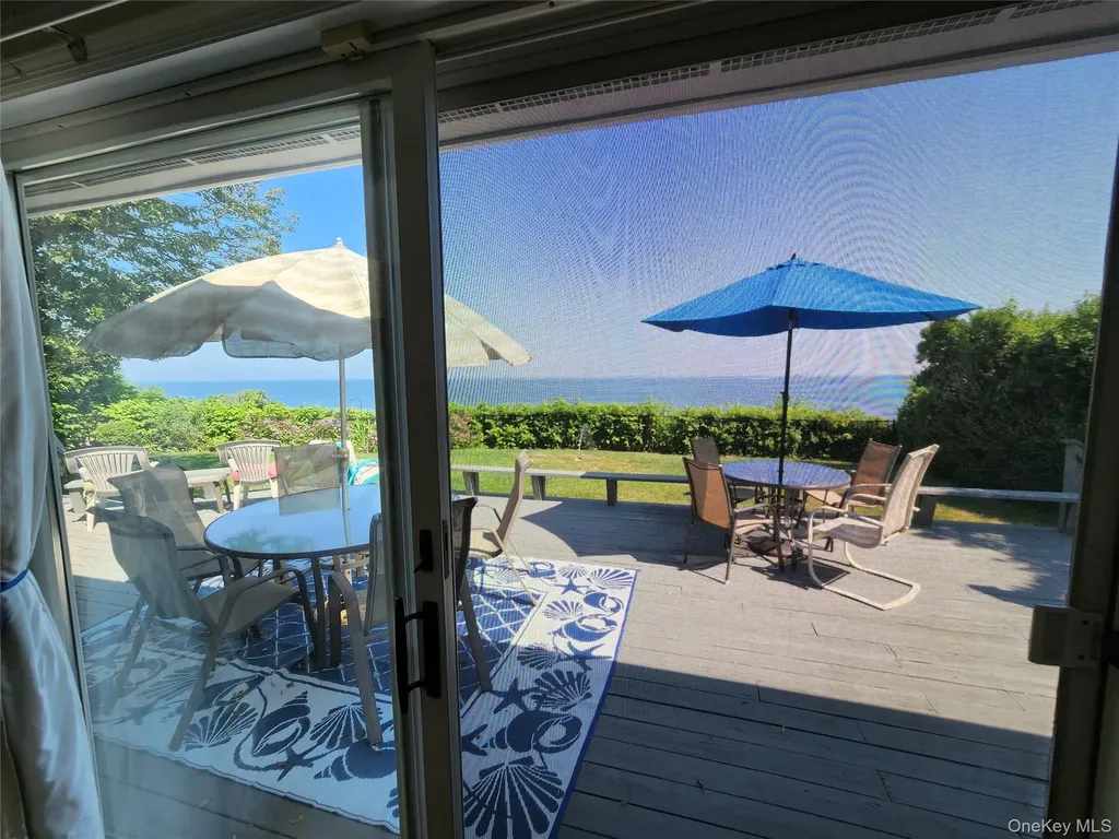 7 Riverhead Road Sound Beach NY 11789