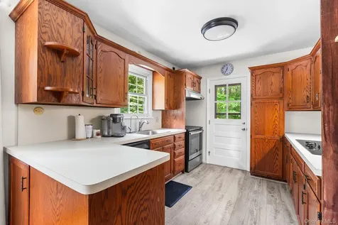 70 Gretna Hill Road Pleasant Valley NY 12569