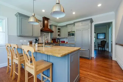 107 Puritan Drive Port Chester NY 10573
