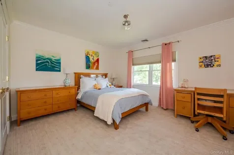 107 Puritan Drive Port Chester NY 10573