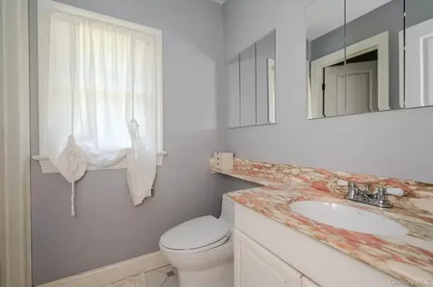107 Puritan Drive Port Chester NY 10573