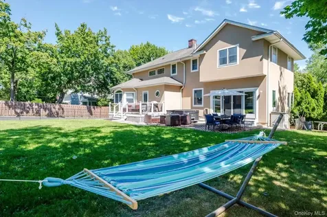 107 Puritan Drive Port Chester NY 10573