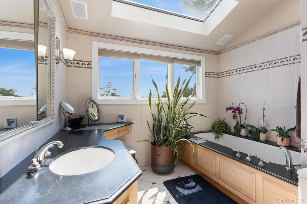 2883 Judith Drive Bellmore NY 11710