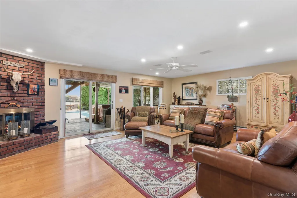 2883 Judith Drive Bellmore NY 11710