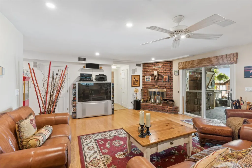 2883 Judith Drive Bellmore NY 11710