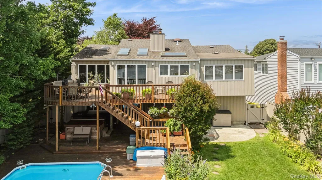 2883 Judith Drive Bellmore NY 11710