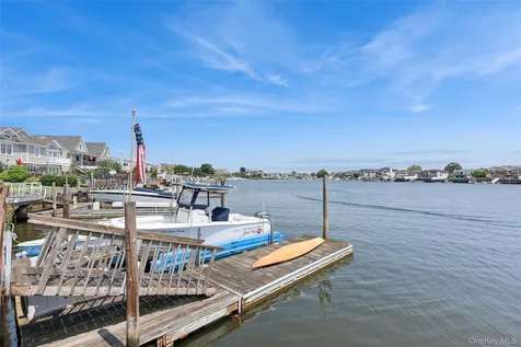 2883 Judith Drive Bellmore NY 11710