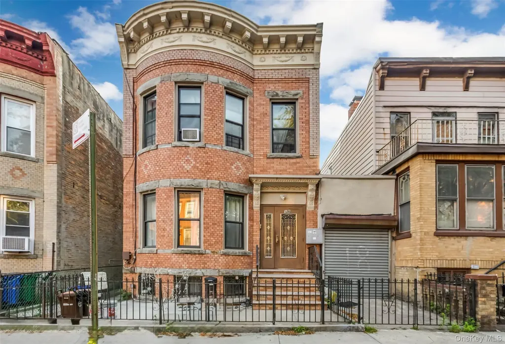 18 Pleasant Place Brooklyn NY 11233