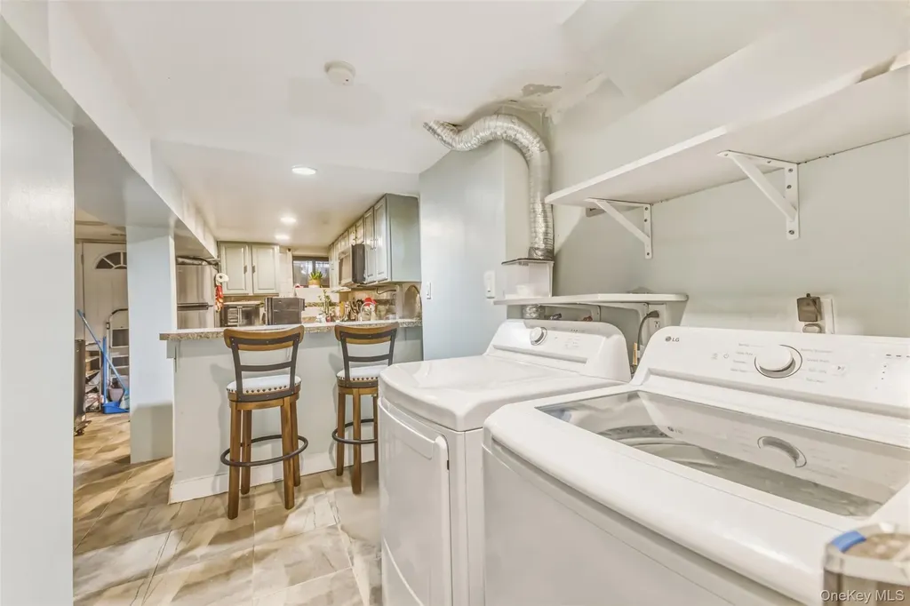 18 Pleasant Place Brooklyn NY 11233