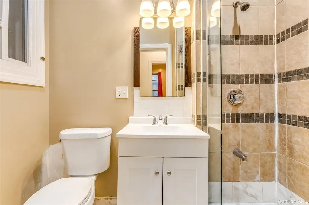 18 Pleasant Place Brooklyn NY 11233