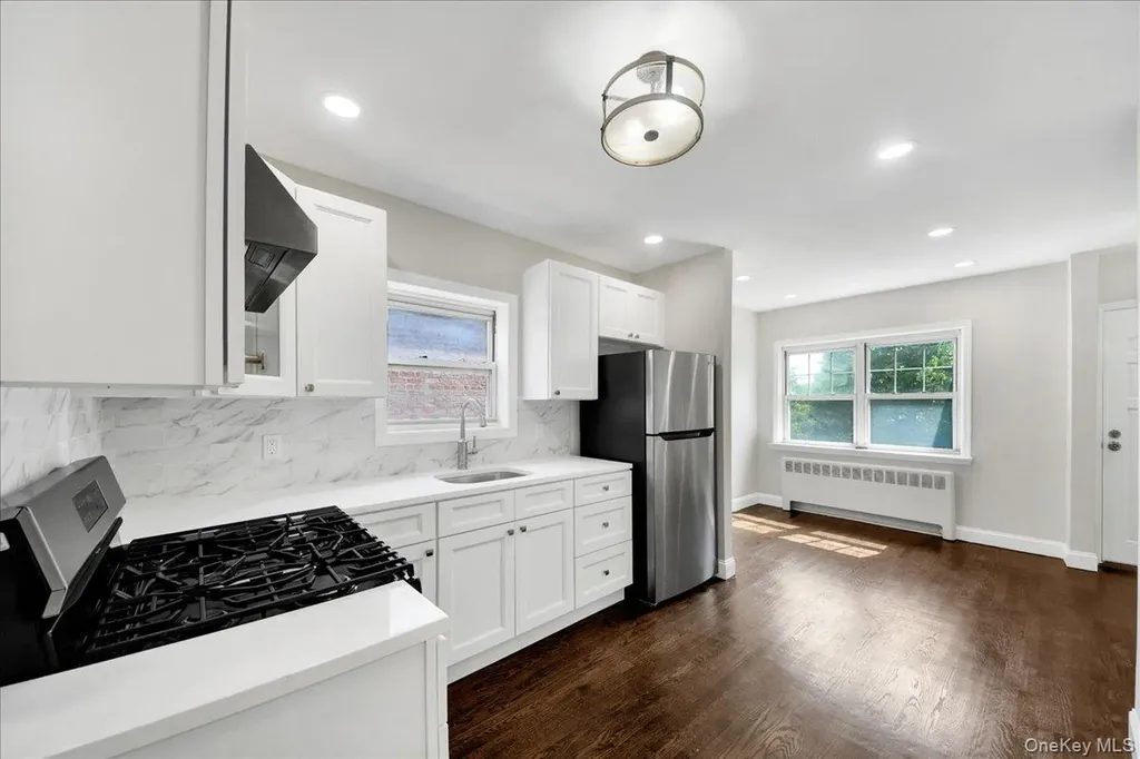3227 Bruckner Boulevard Bronx NY 10461
