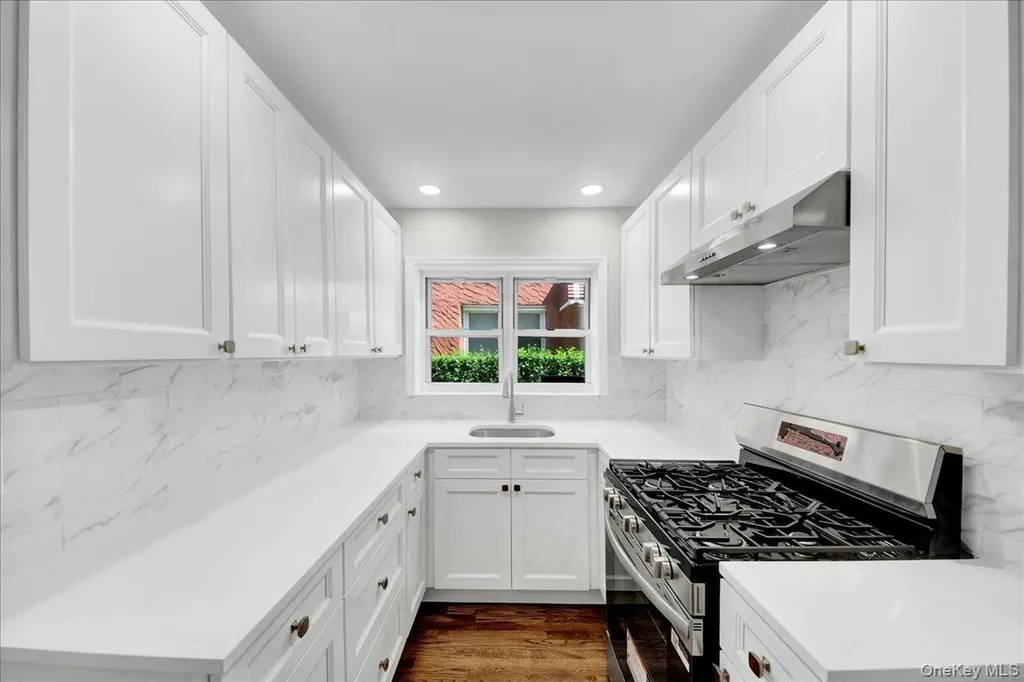 3227 Bruckner Boulevard Bronx NY 10461