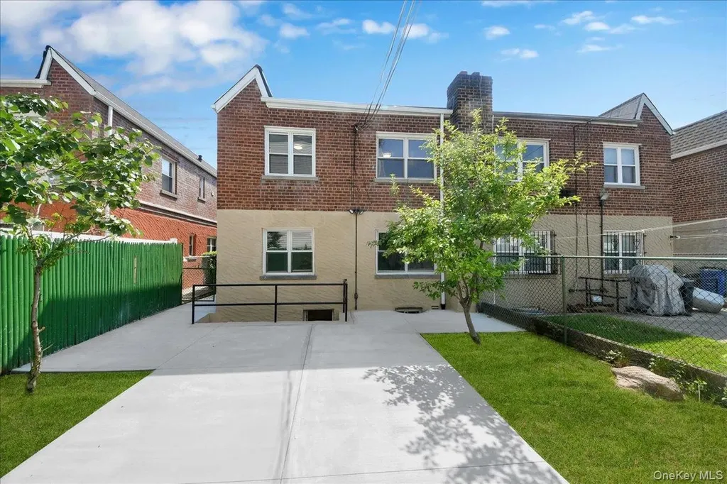 3227 Bruckner Boulevard Bronx NY 10461