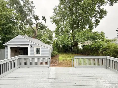 20 Baylis Place Syosset NY 11791