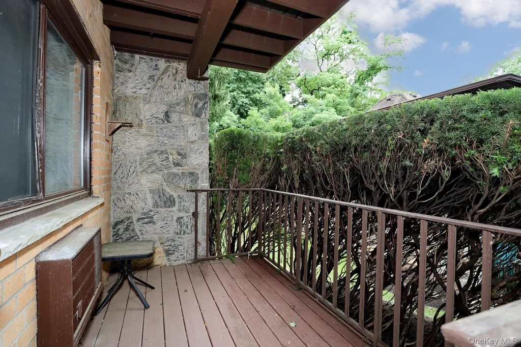 6 W Lawrence Park Drive Piermont NY 10968