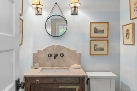 22 Spring Lane Sag Harbor NY 11963