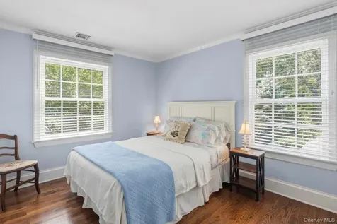 22 Spring Lane Sag Harbor NY 11963