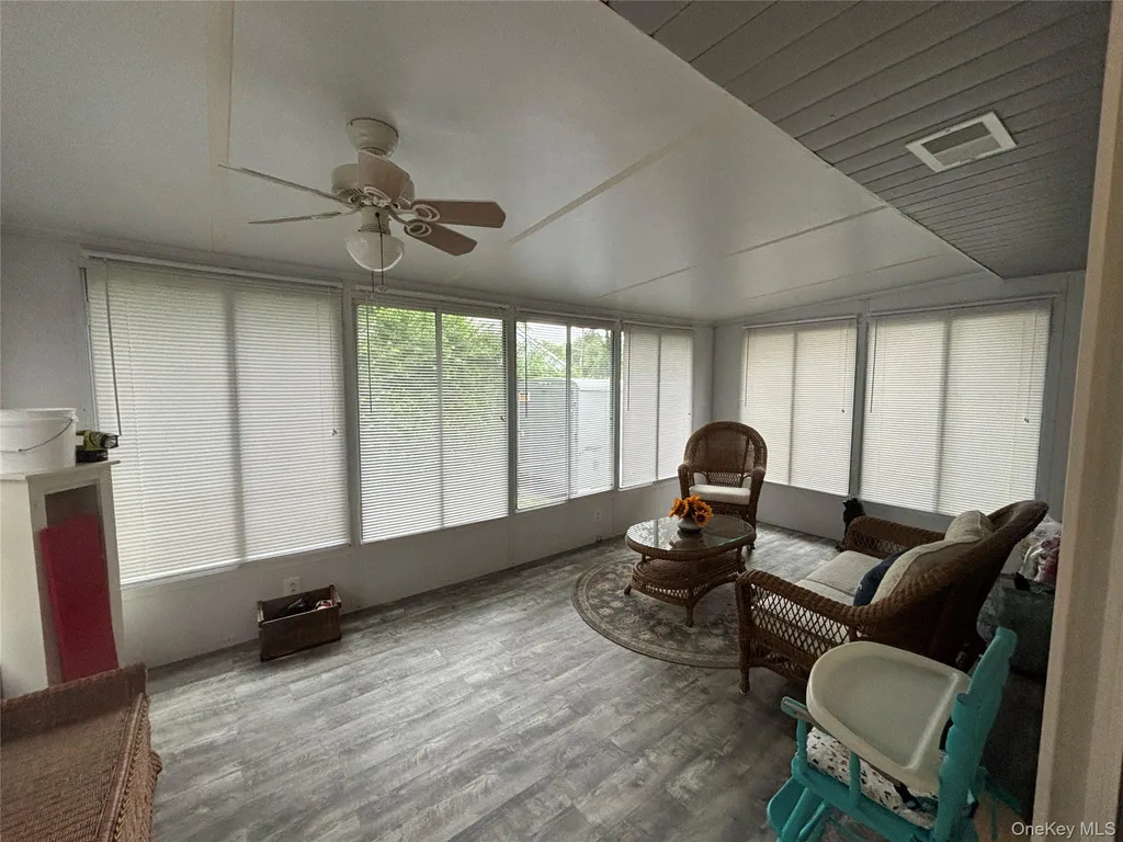 72 Fanning Boulevard Riverhead NY 11901