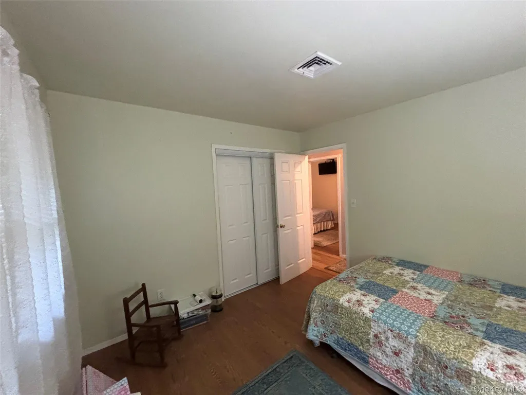 72 Fanning Boulevard Riverhead NY 11901