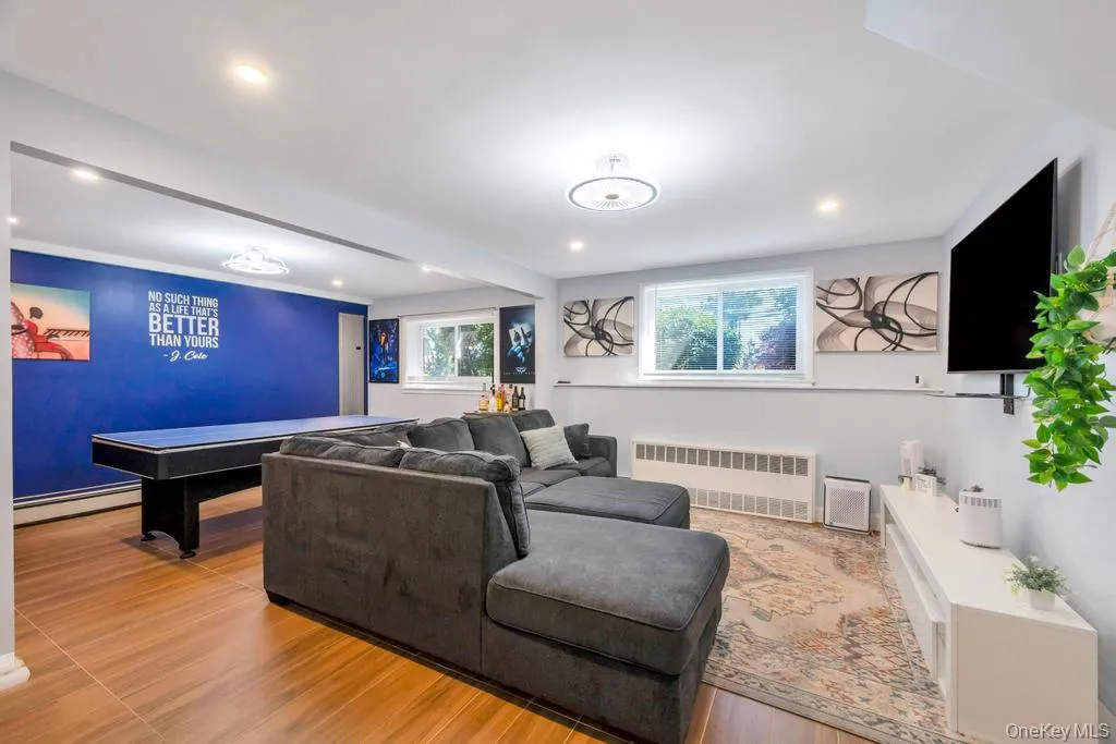 2182 Baylis Avenue Elmont NY 11003