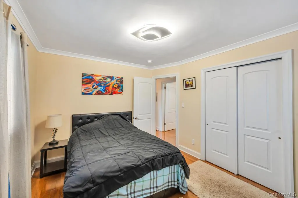 2182 Baylis Avenue Elmont NY 11003