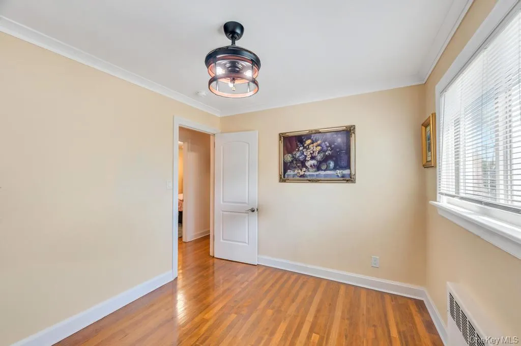 2182 Baylis Avenue Elmont NY 11003