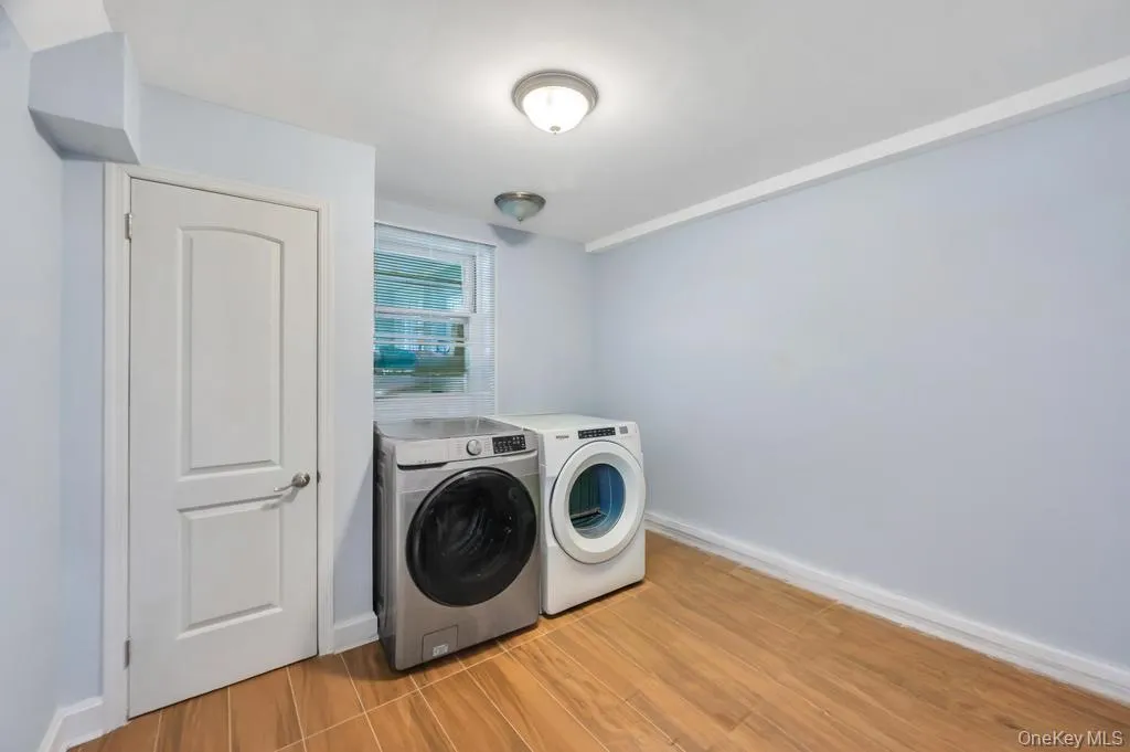 2182 Baylis Avenue Elmont NY 11003