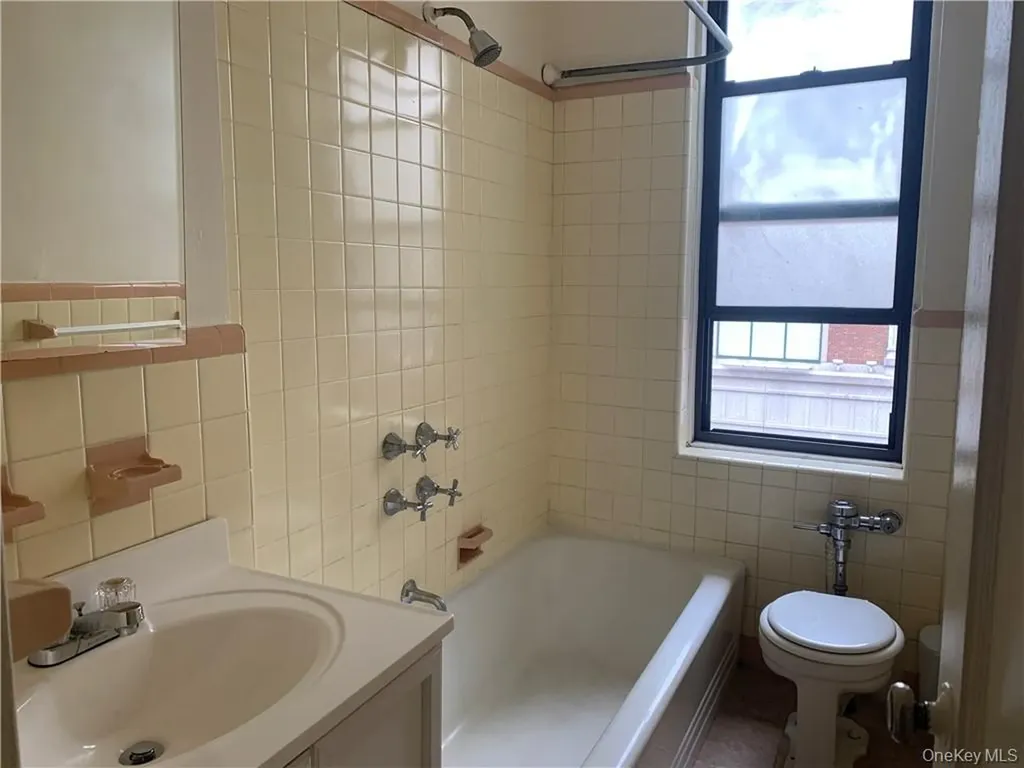 210 Martine Avenue White Plains NY 10601