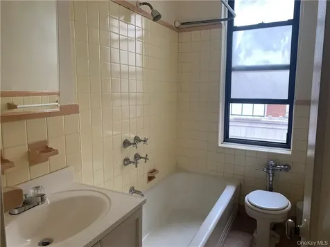 210 Martine Avenue White Plains NY 10601