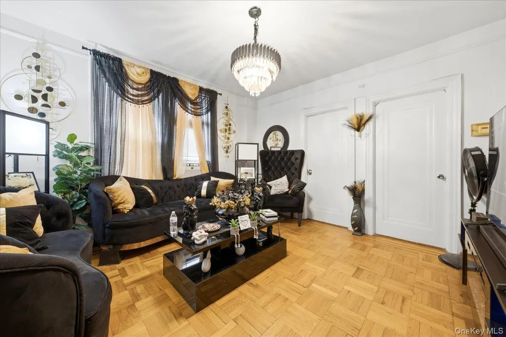 3232 Bronxwood Avenue Bronx NY 10469