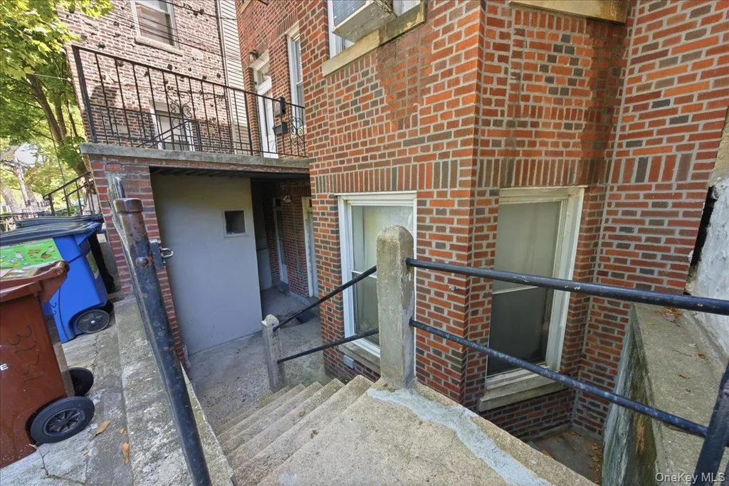 3232 Bronxwood Avenue Bronx NY 10469