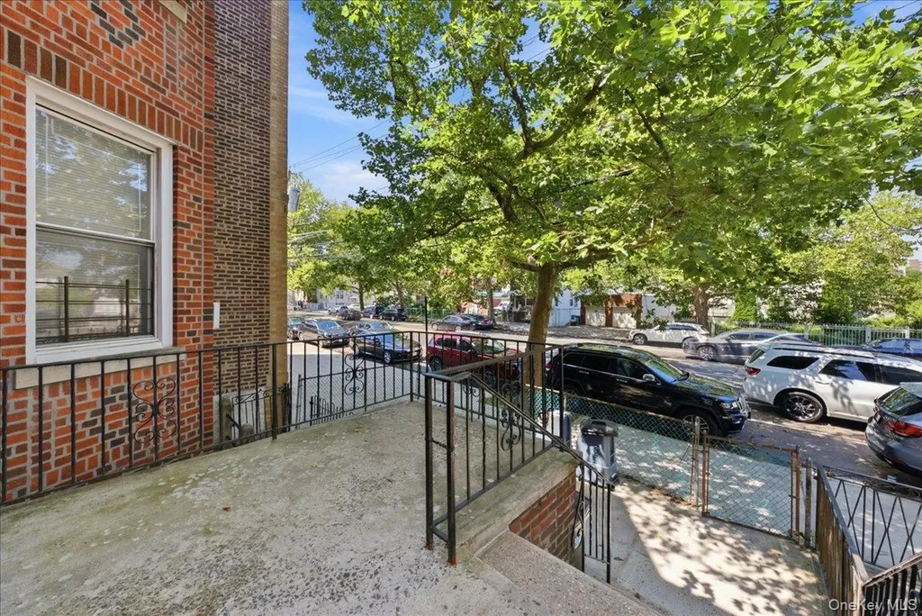 3232 Bronxwood Avenue Bronx NY 10469