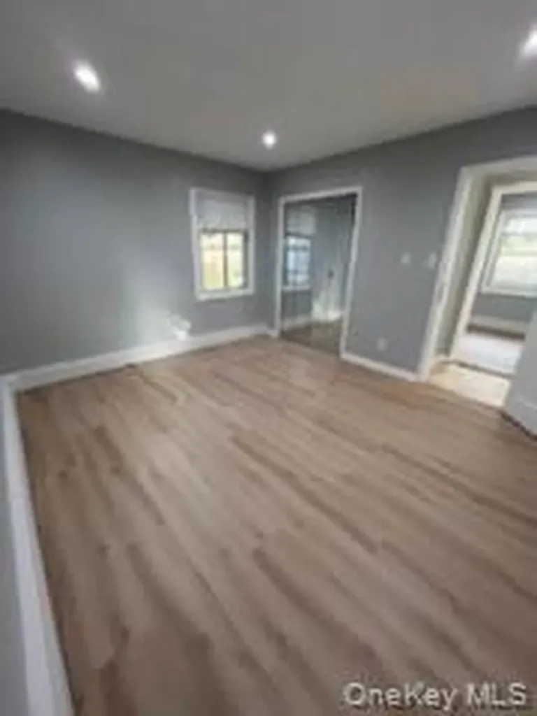 44 Commander Avenue Hempstead NY 11550