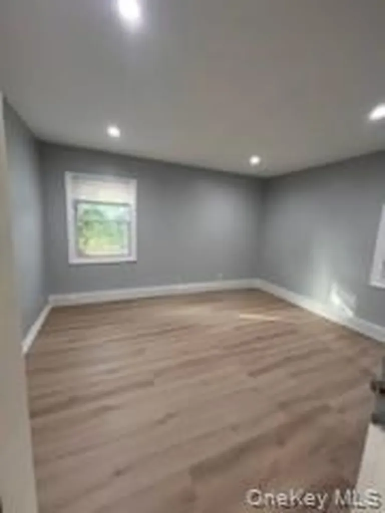 44 Commander Avenue Hempstead NY 11550
