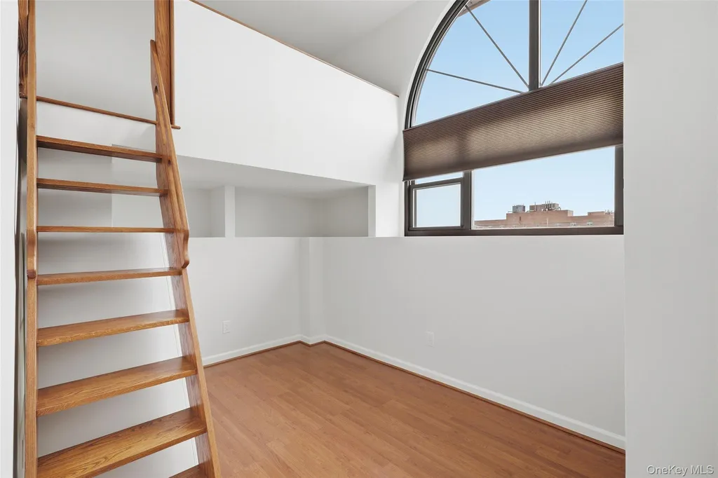 185 W Park Avenue Long Beach NY 11561