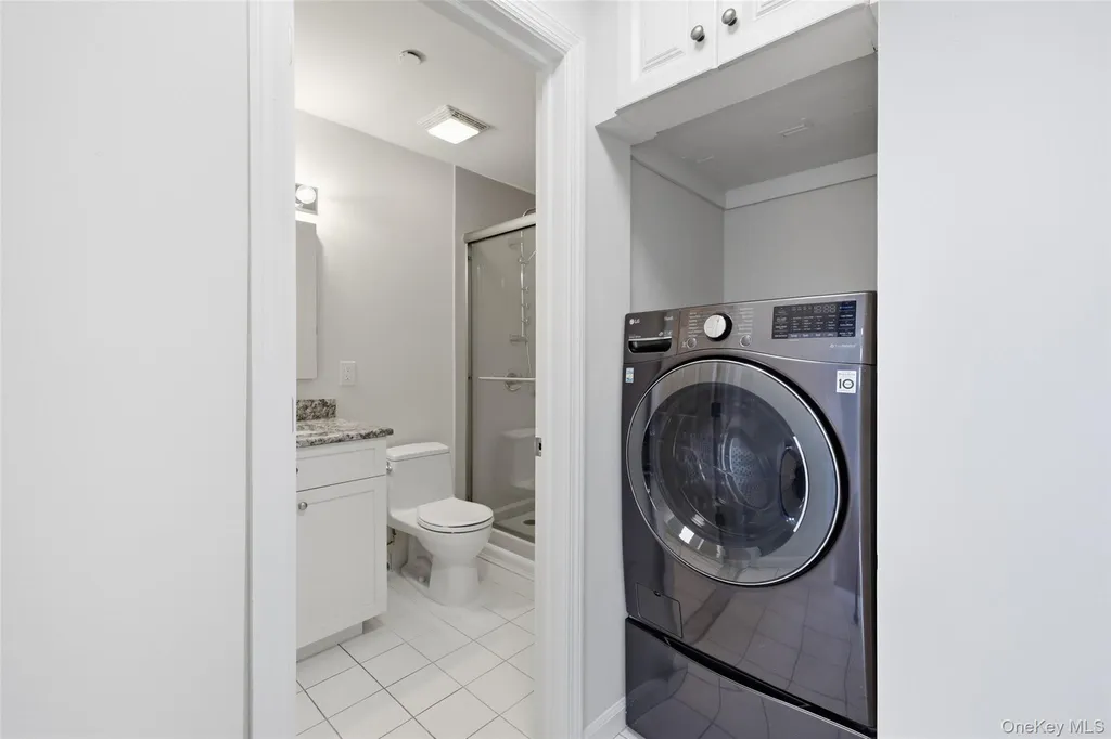 185 W Park Avenue Long Beach NY 11561