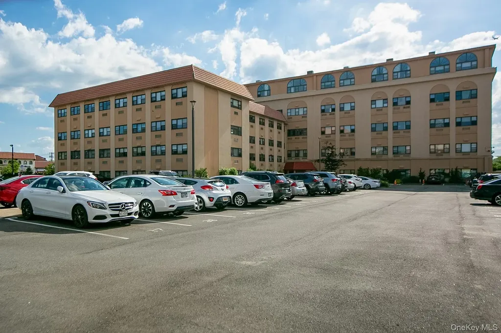 185 W Park Avenue Long Beach NY 11561