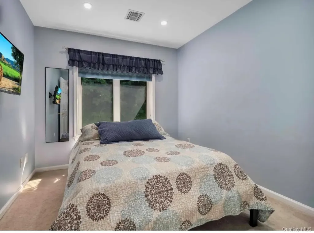 146 Foltim Way Congers NY 10920