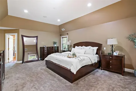 1985 Hunterbrook Road Yorktown Heights NY 10598