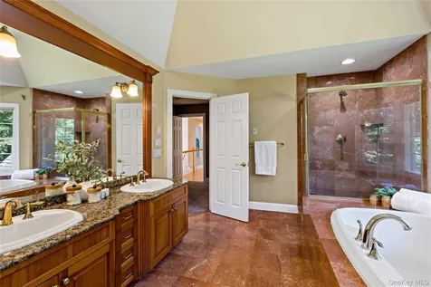 1985 Hunterbrook Road Yorktown Heights NY 10598