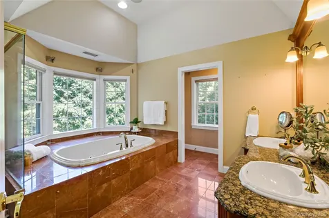 1985 Hunterbrook Road Yorktown Heights NY 10598